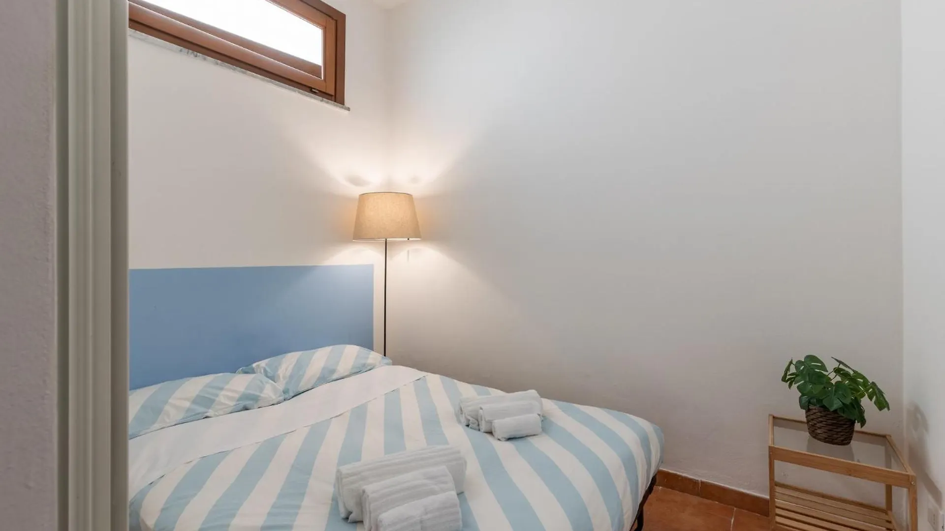 Four Shades Of Pisa Apartments