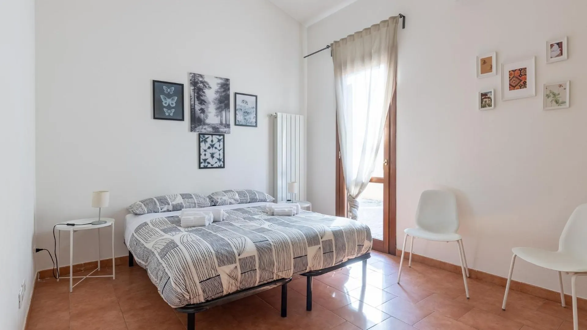 Four Shades Of Pisa Apartments
