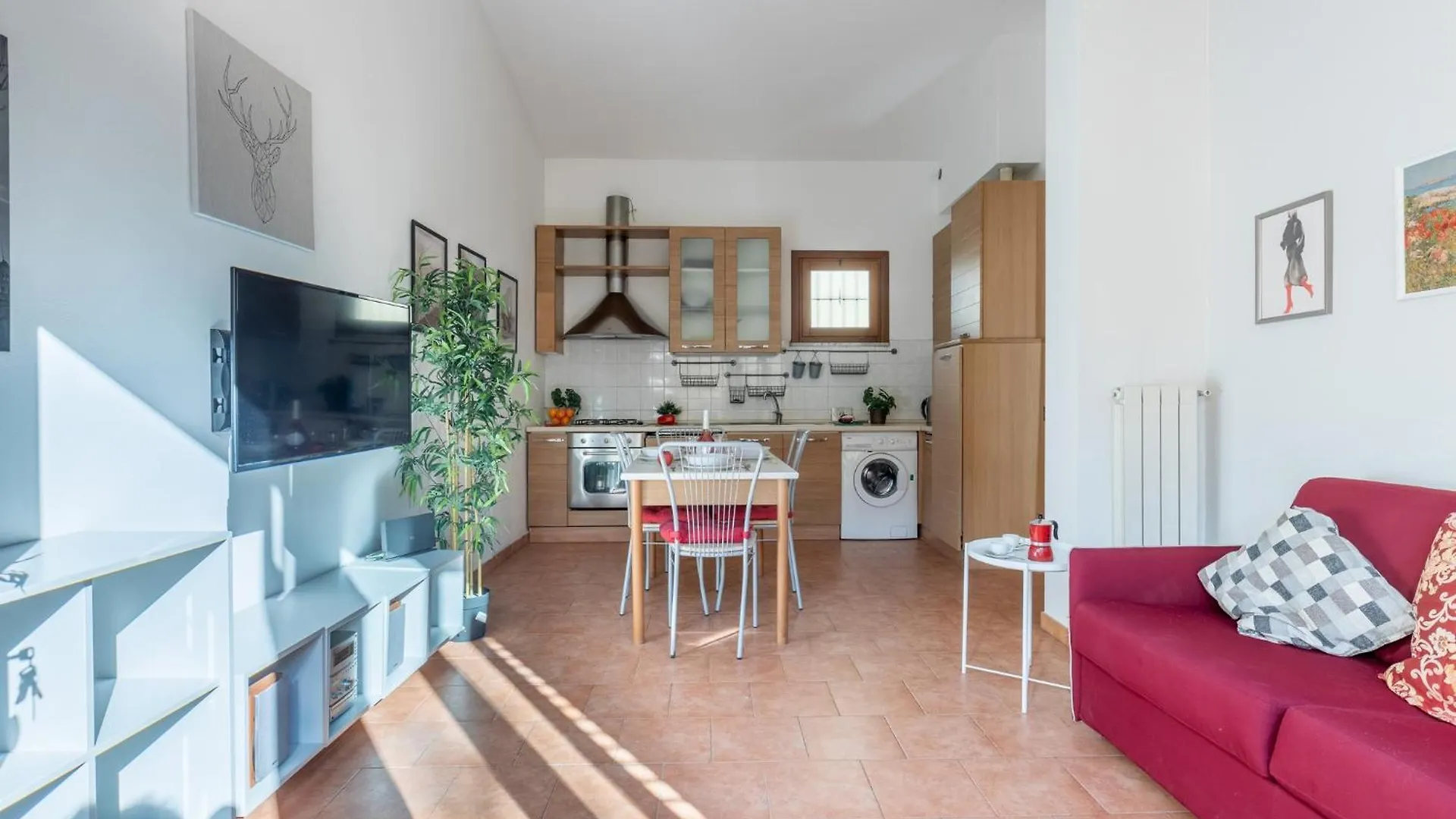 Four Shades Of Pisa Apartments